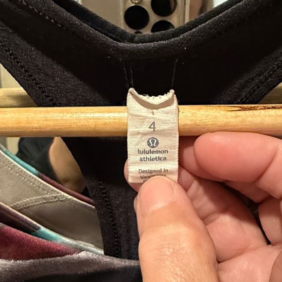 Lululemon All Sport Support Tank
Black / Mini Coast Camo Multi Size 4 - Picture 8 of 10